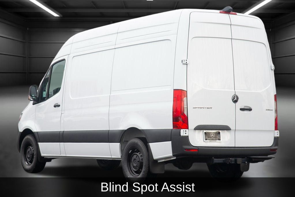 Thumbnail: 2025 Mercedes-Benz Sprinter - 12