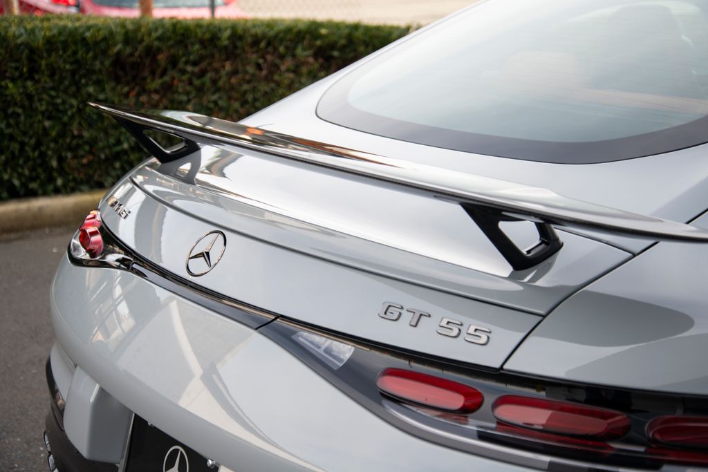 Thumbnail: 2026 Mercedes-Benz AMG GT - 20