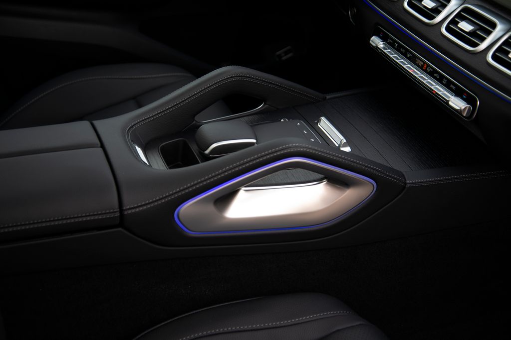 Thumbnail: 2026 Mercedes-Benz GLE - 20