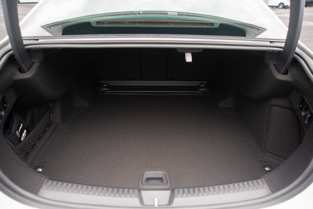 Thumbnail: 2025 Mercedes-Benz E-Class - 39