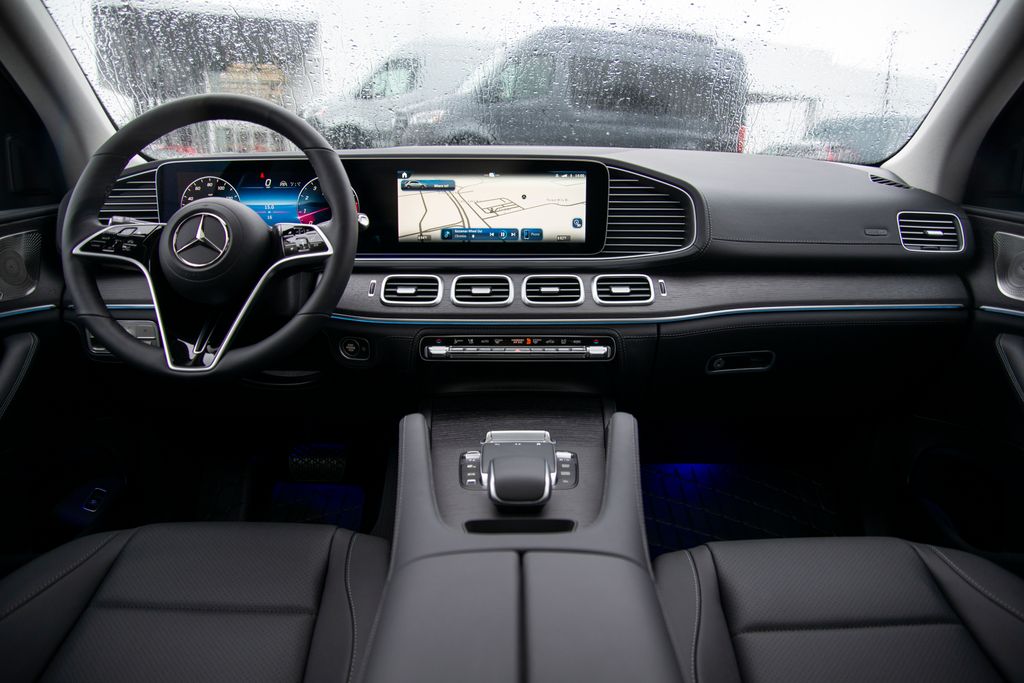 Thumbnail: 2026 Mercedes-Benz GLE - 17