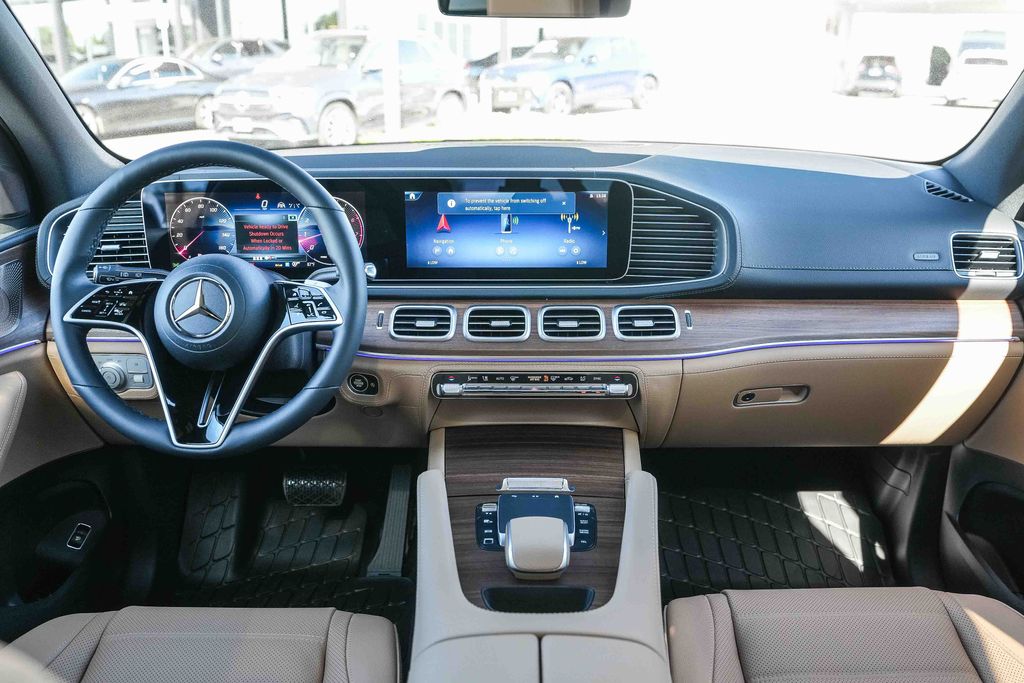 Thumbnail: 2026 Mercedes-Benz GLE - 12