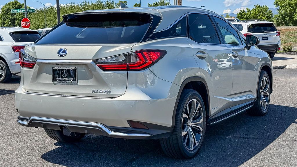 Thumbnail: 2021 Lexus RX - 5
