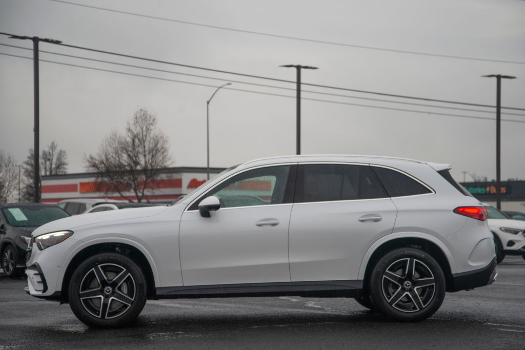 Thumbnail: 2026 Mercedes-Benz GLC - 6