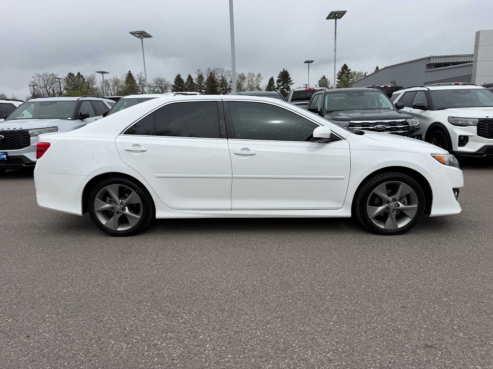 Thumbnail: 2012 Toyota Camry - 6