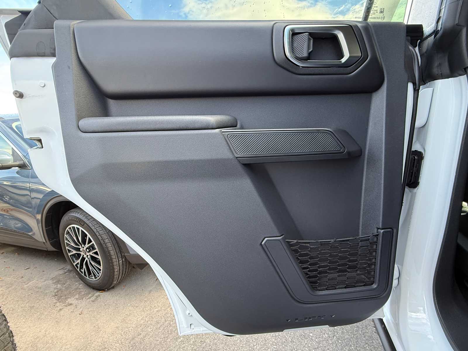 Thumbnail: 2025 Ford Bronco - 25