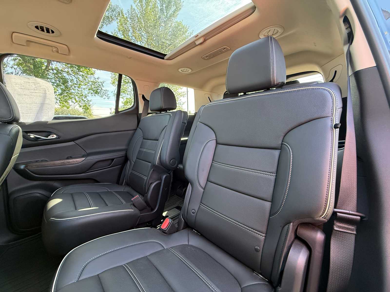 Thumbnail: 2021 GMC Acadia - 23