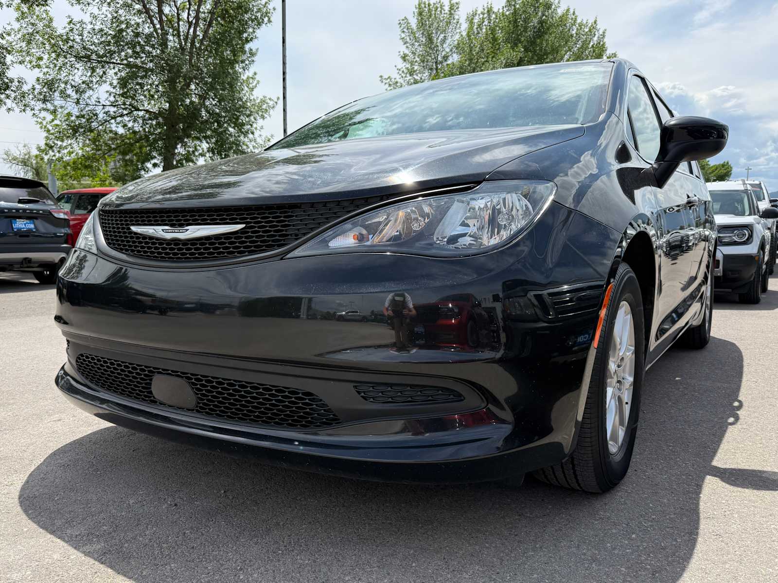 2023 Chrysler Voyager LX Hero Image