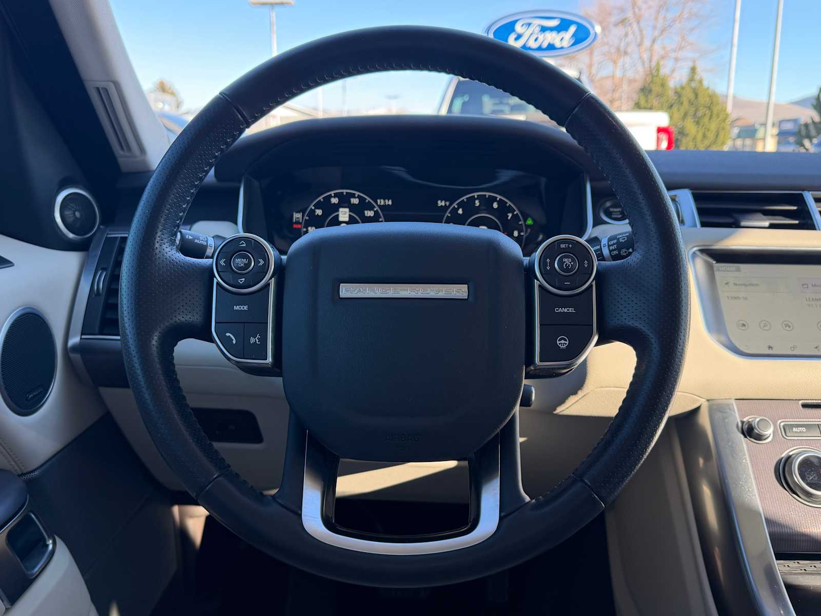 Thumbnail: 2017 Land Rover Range Rover Sport - 14