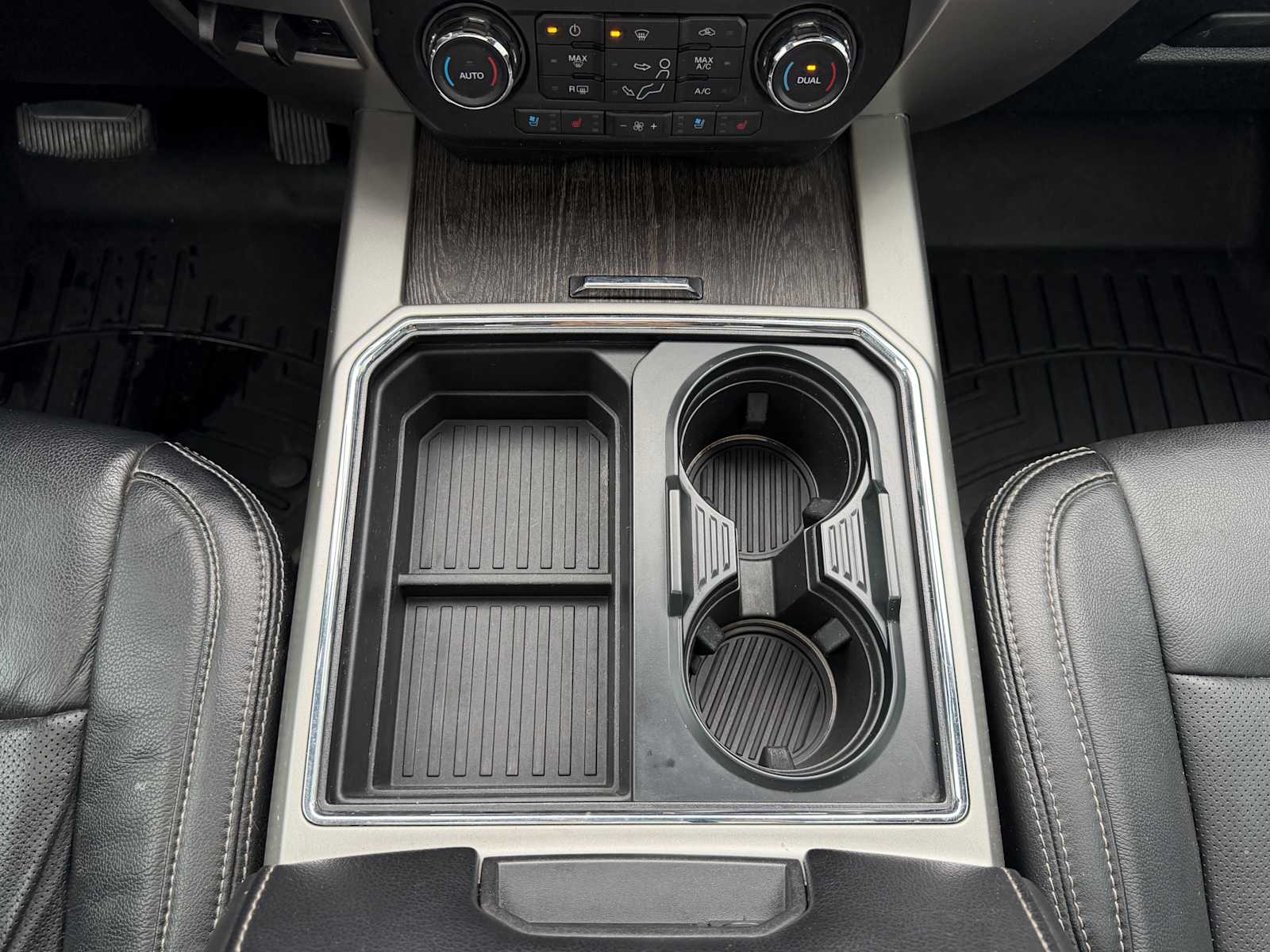 Thumbnail: 2020 Ford Econoline - 21