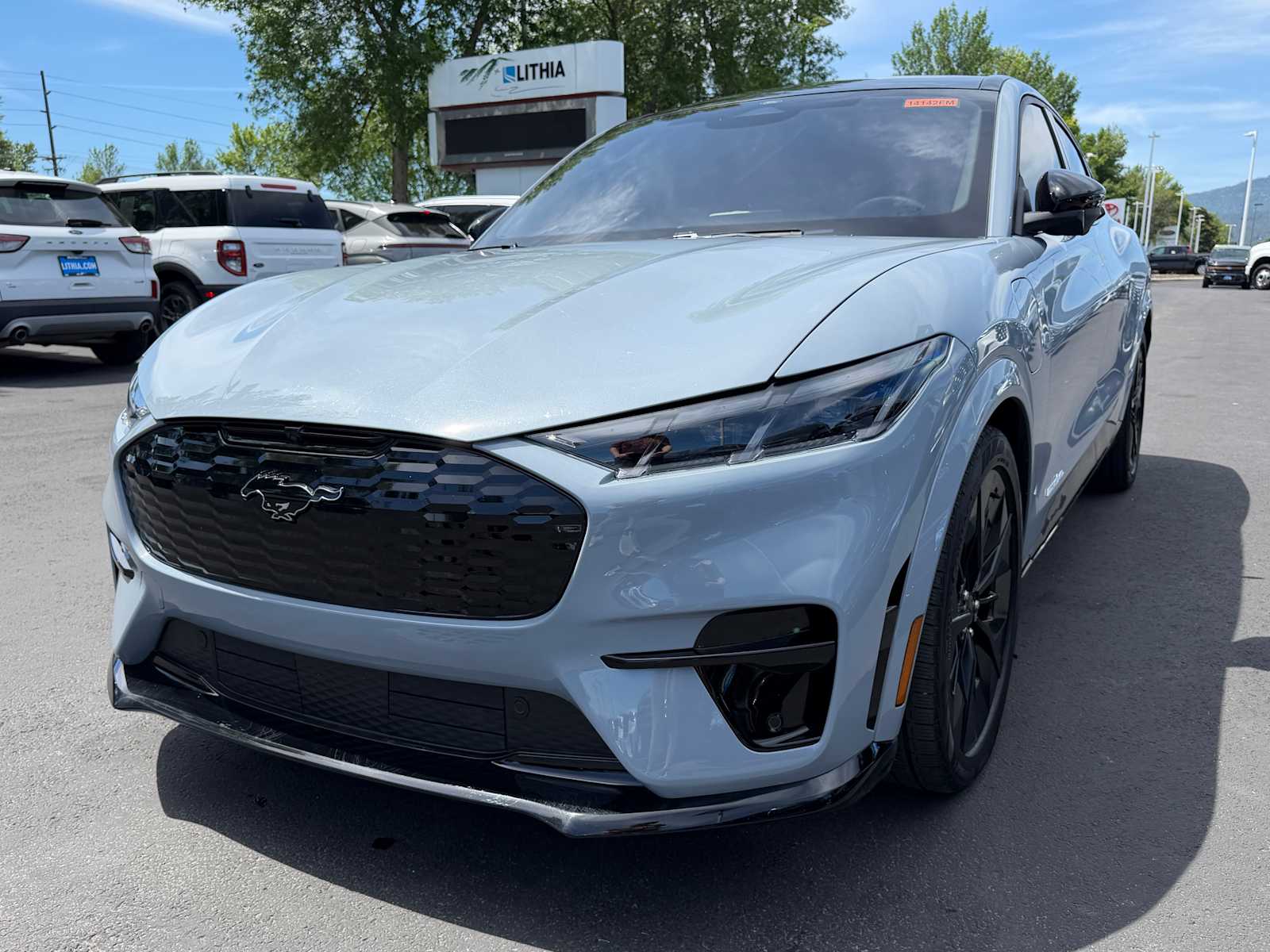2025 Ford Mustang-Mach-e GT's photo