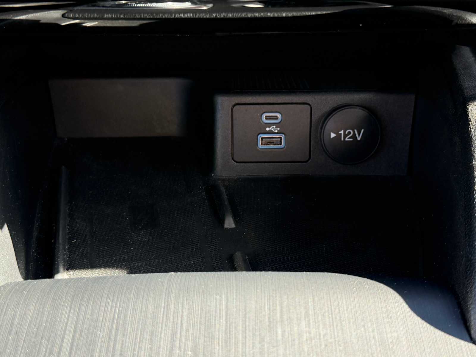 Thumbnail: 2022 Ford Escape - 20