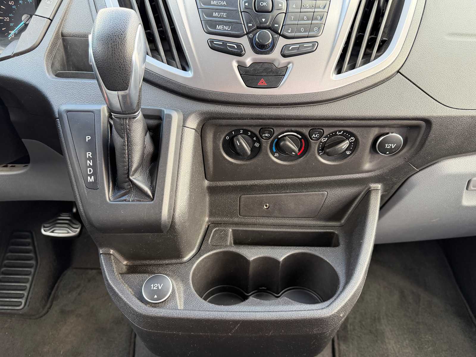 Thumbnail: 2018 Ford Transit Series - 20