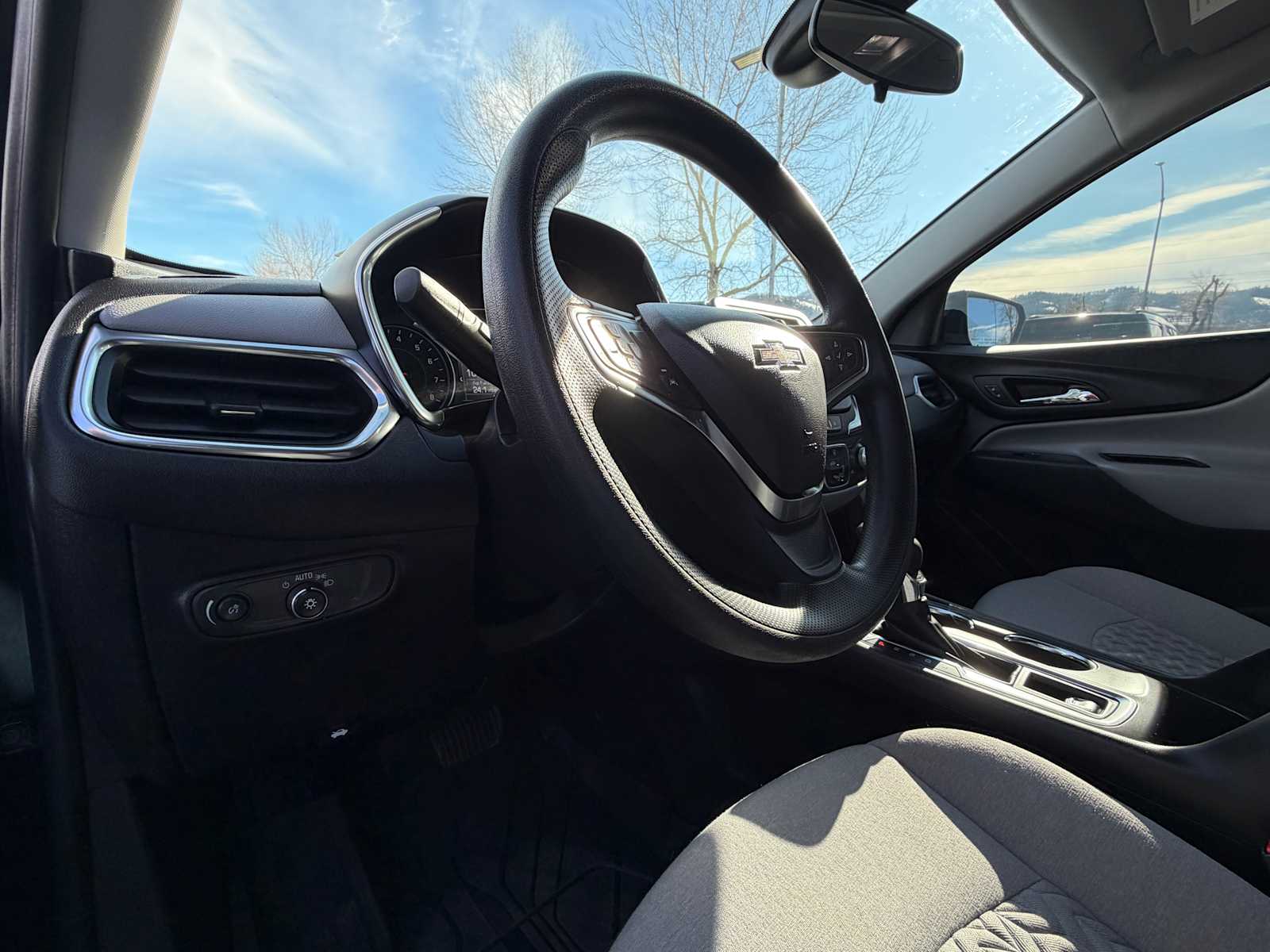 Thumbnail: 2024 Chevrolet Equinox - 12