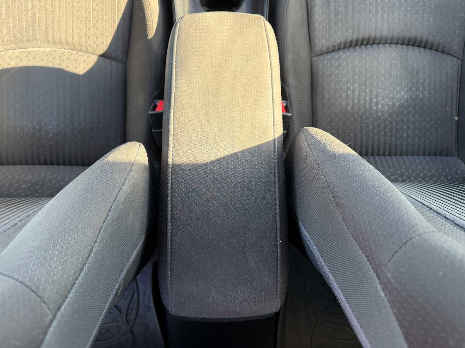 Thumbnail: 2018 Toyota Prius - 22