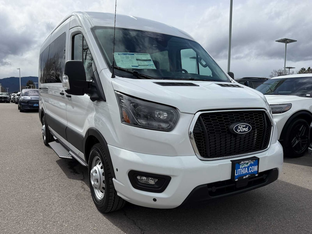 New 2026 Ford Transit-350 Passenger XLT Wagon Medium Roof Van