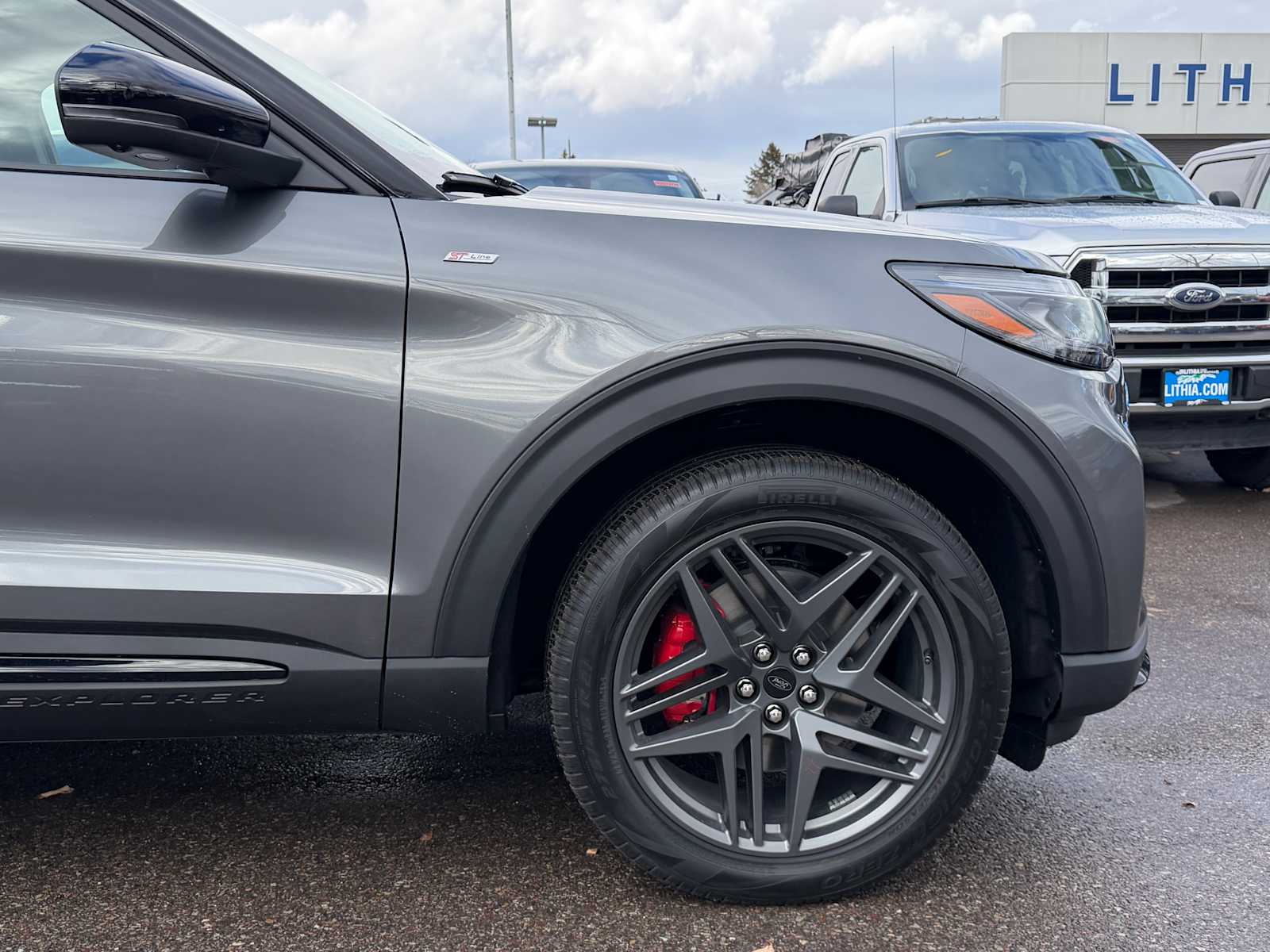 Thumbnail: 2026 Ford Explorer - 5