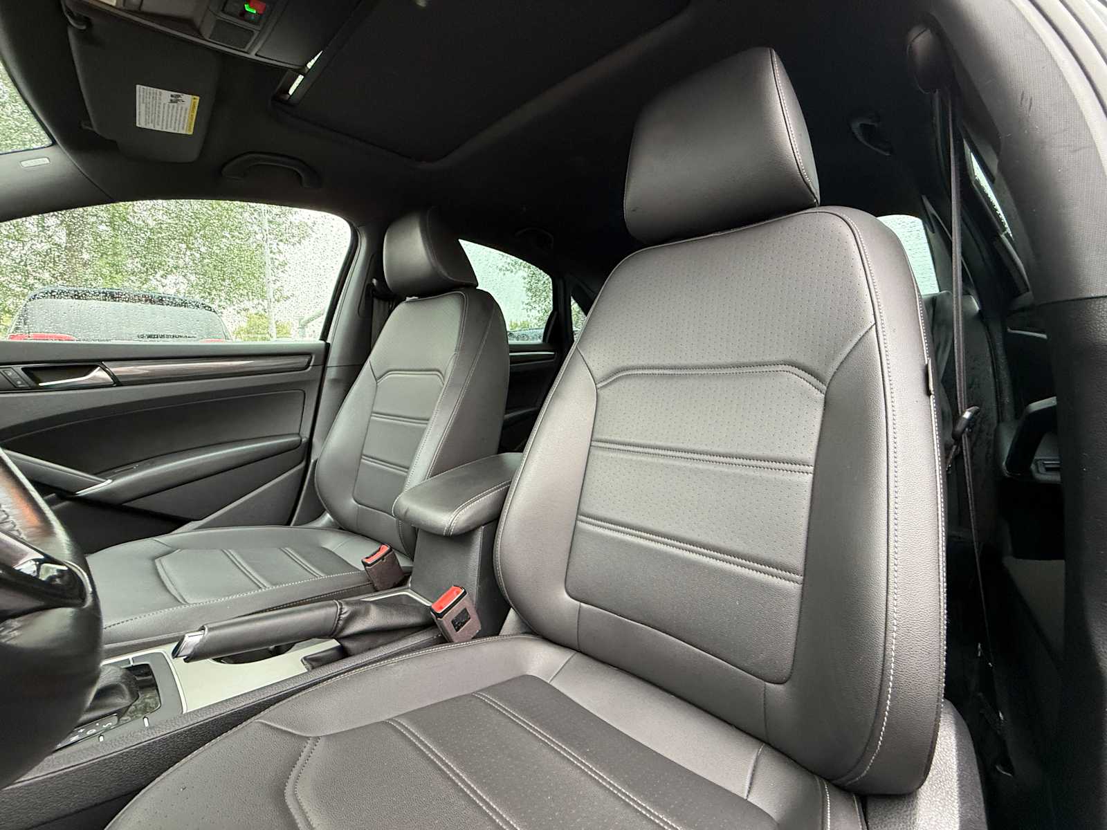 Thumbnail: 2021 Volkswagen Passat - 11