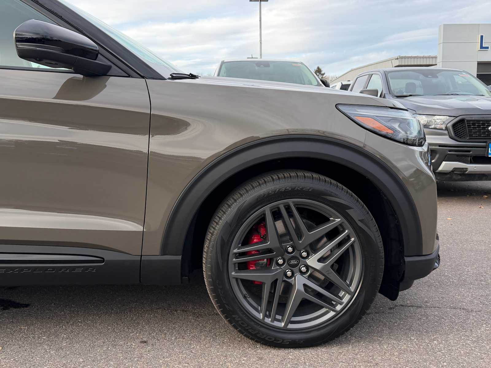 Thumbnail: 2026 Ford Explorer - 5