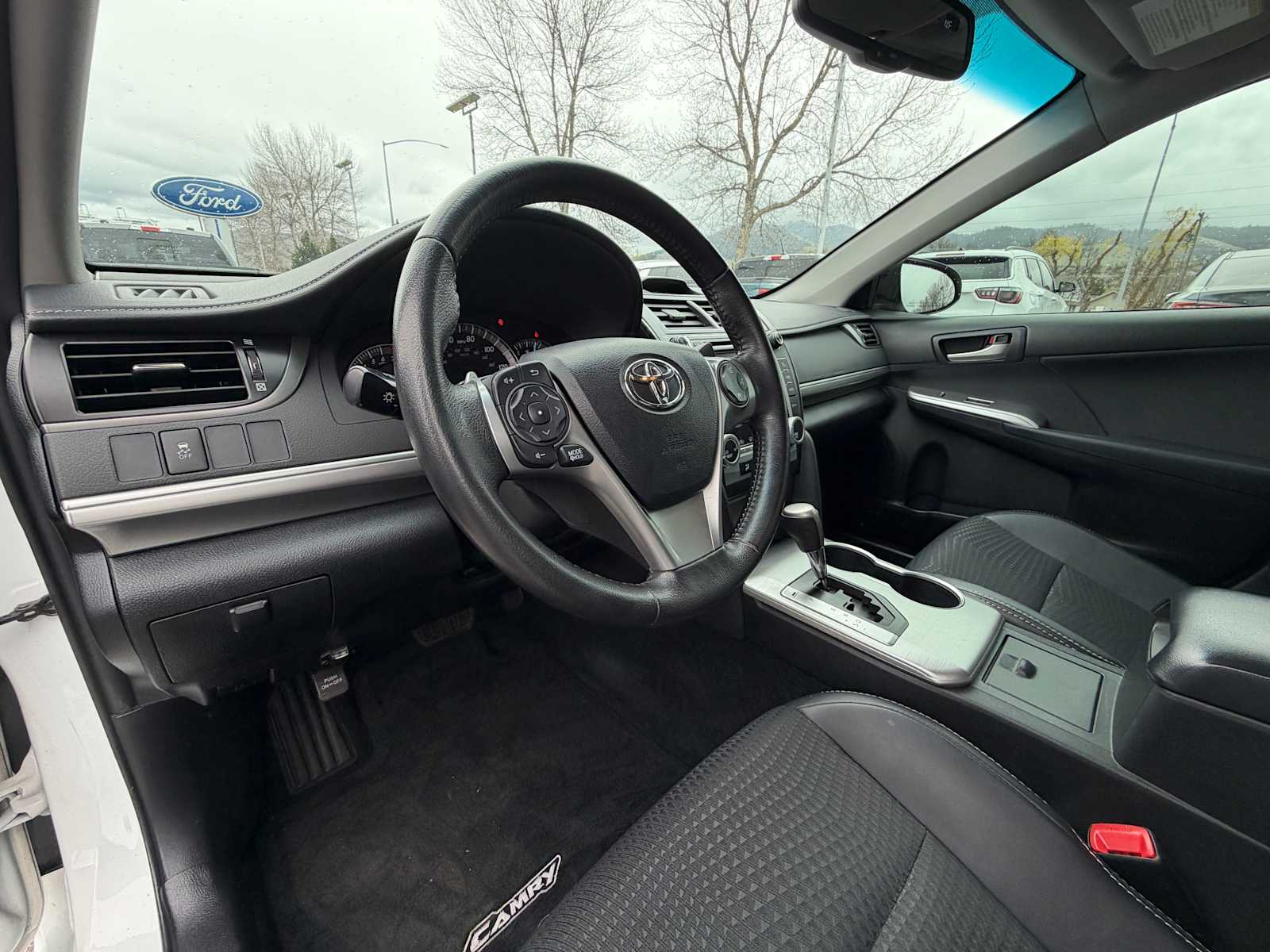 Thumbnail: 2012 Toyota Camry - 10
