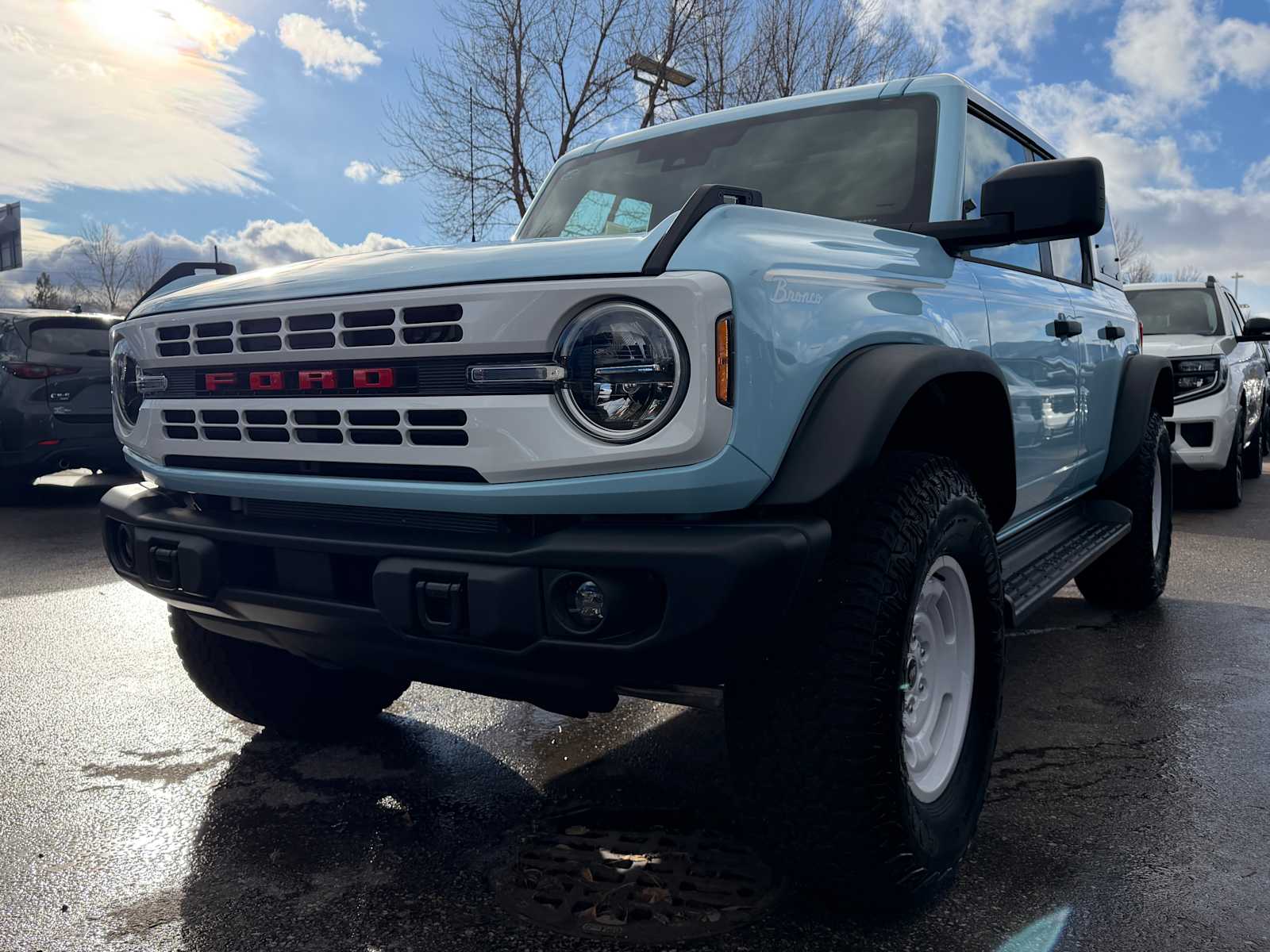 2025 Ford Bronco 4-Door Heritage Editon's photo