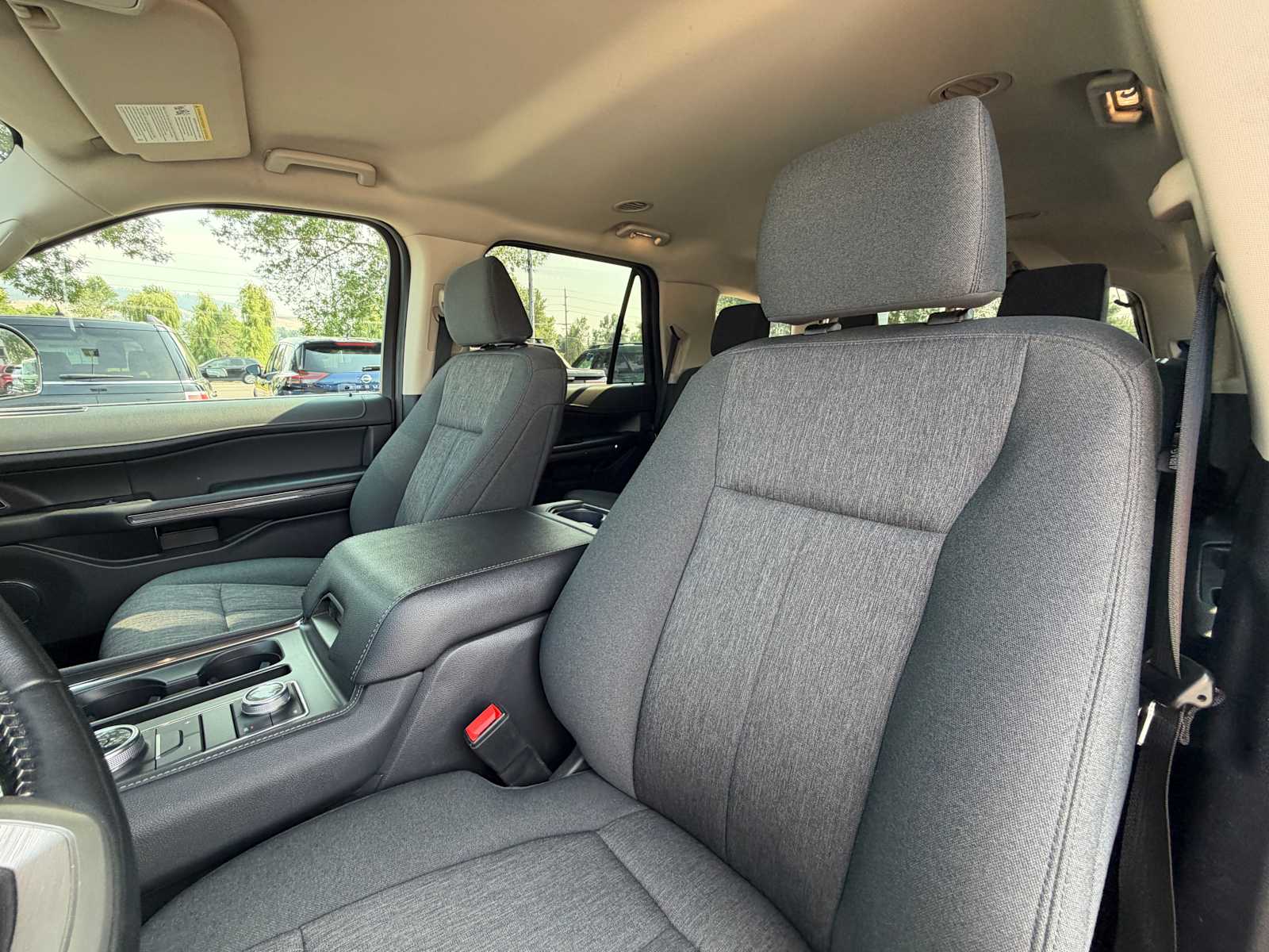 2024 Ford Expedition XLT - Photo 11