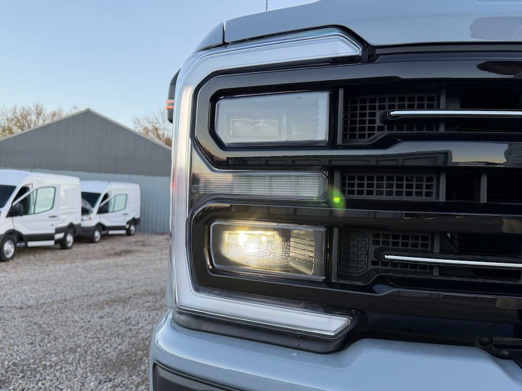 New 2026 Ford F-350 Platinum Truck Crew Cab