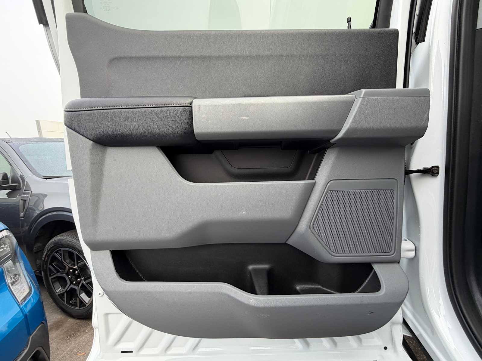 Thumbnail: 2024 Ford Econoline - 25