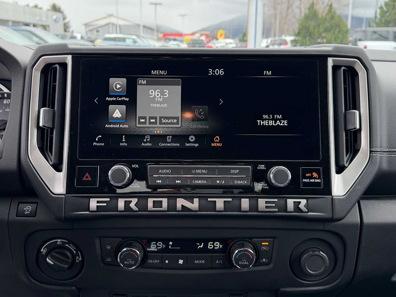 Thumbnail: 2025 Nissan Frontier - 15