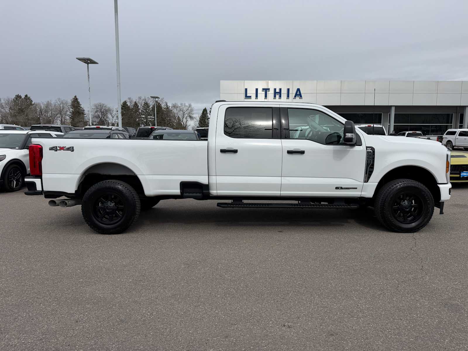 Thumbnail: 2024 Ford Econoline - 6