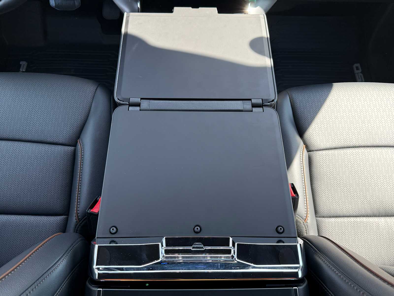 Thumbnail: 2025 Ford F-150 - 25