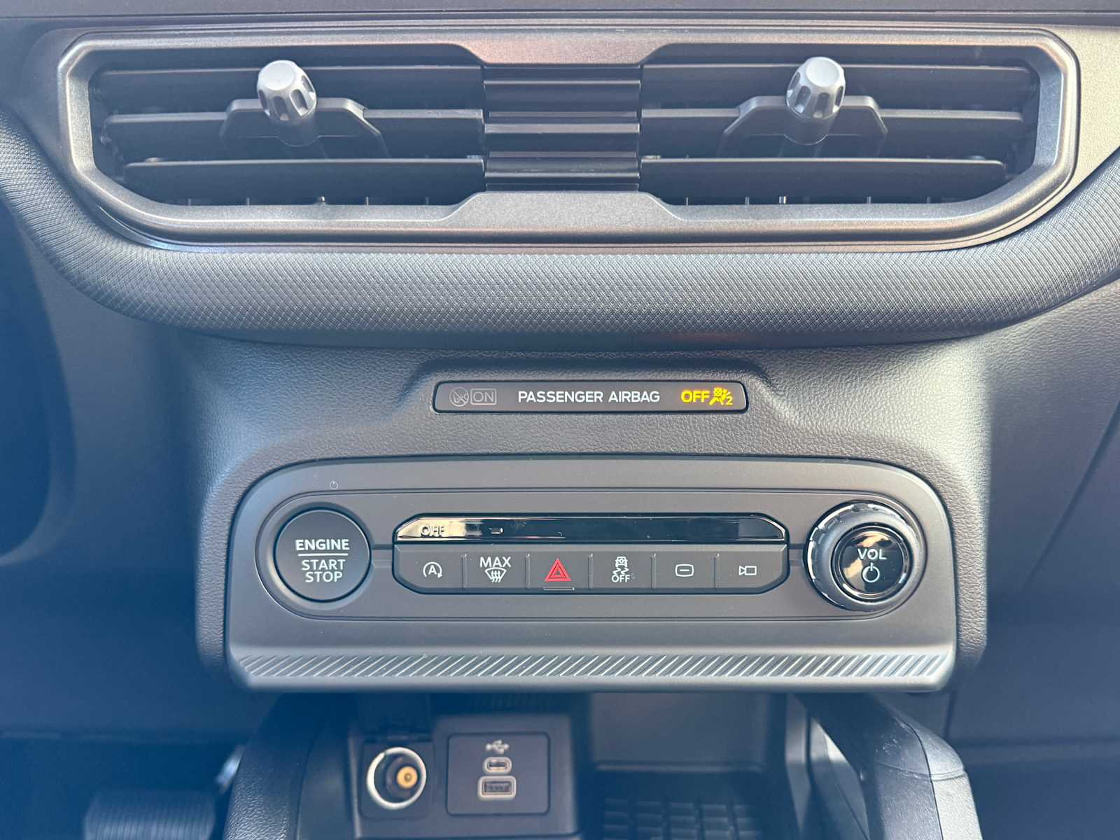 Thumbnail: 2025 Ford Bronco Sport - 19