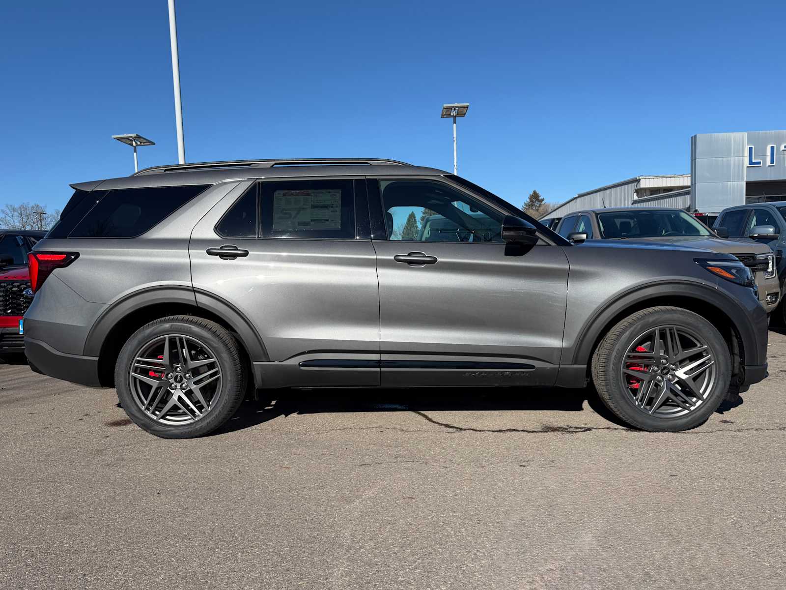 Thumbnail: 2026 Ford Explorer - 6