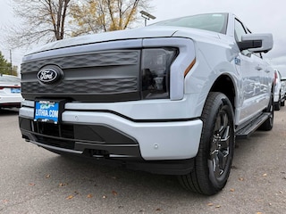 2025 Ford F-150 Lightning Lariat TRUCK