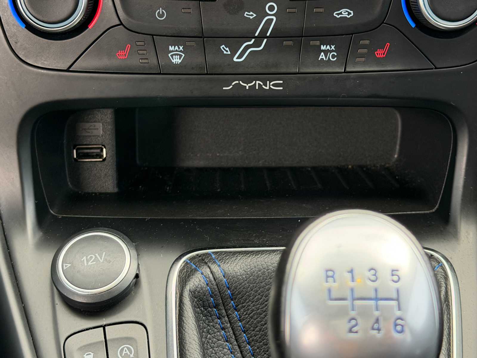 Thumbnail: 2017 Ford Focus - 19