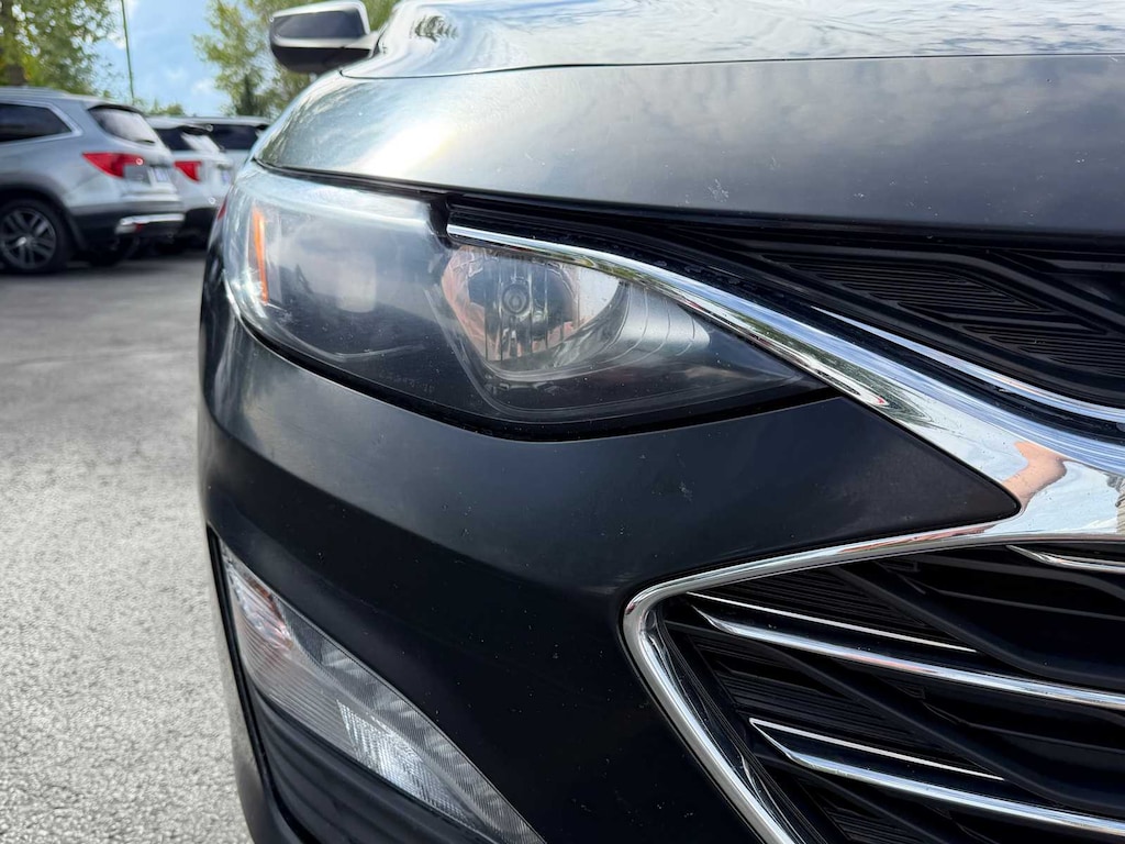 Used 2025 Chevrolet Malibu LT Sedan
