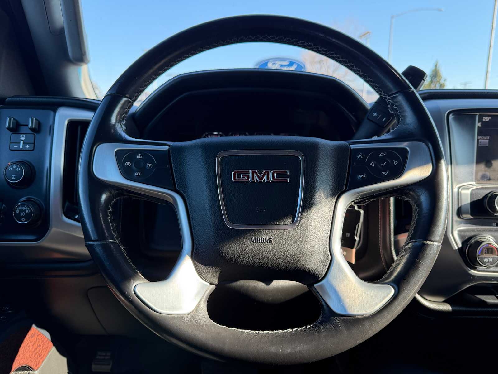 Thumbnail: 2015 GMC Sierra 2500 - 14