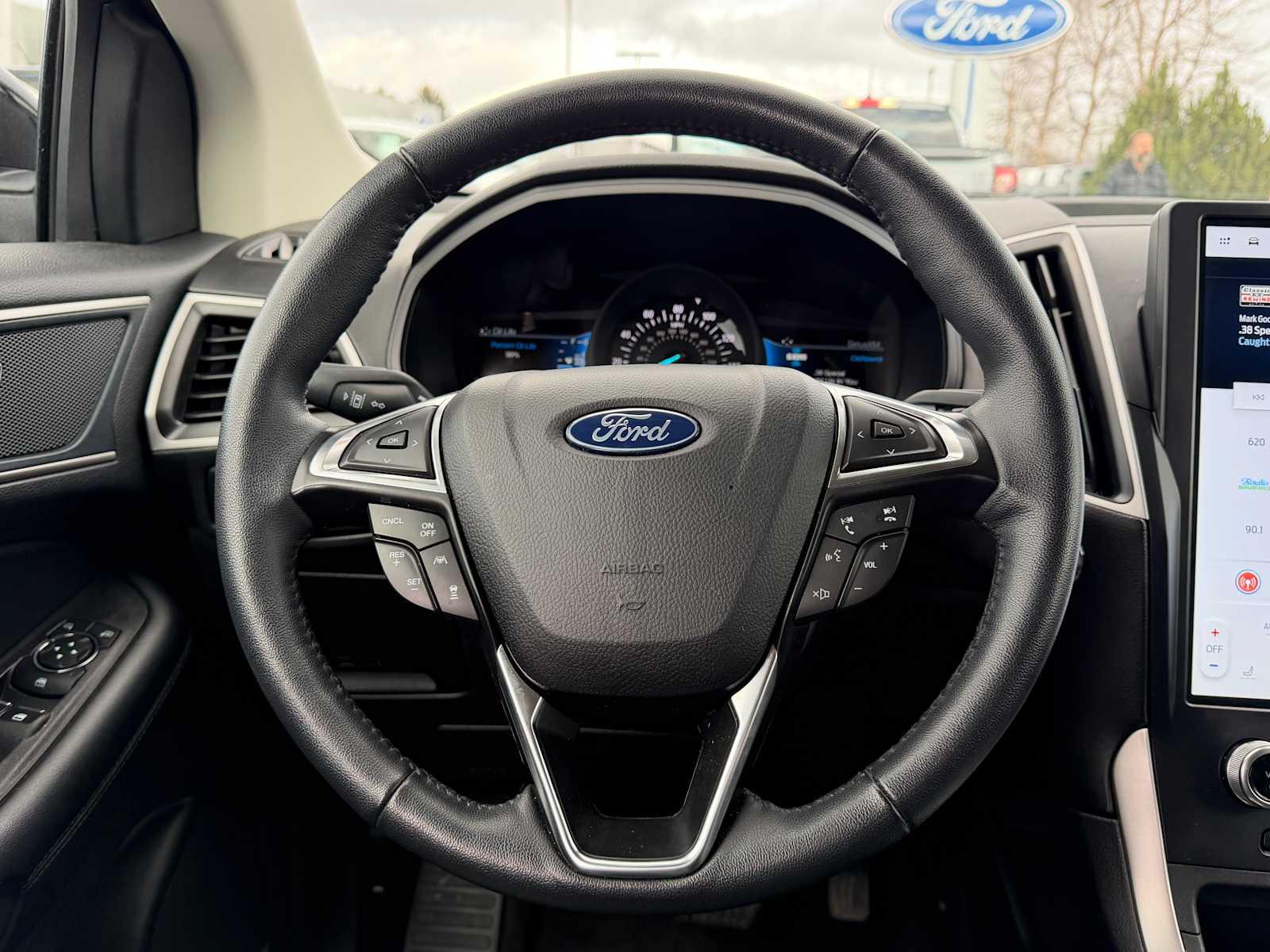 Thumbnail: 2024 Ford Edge - 17