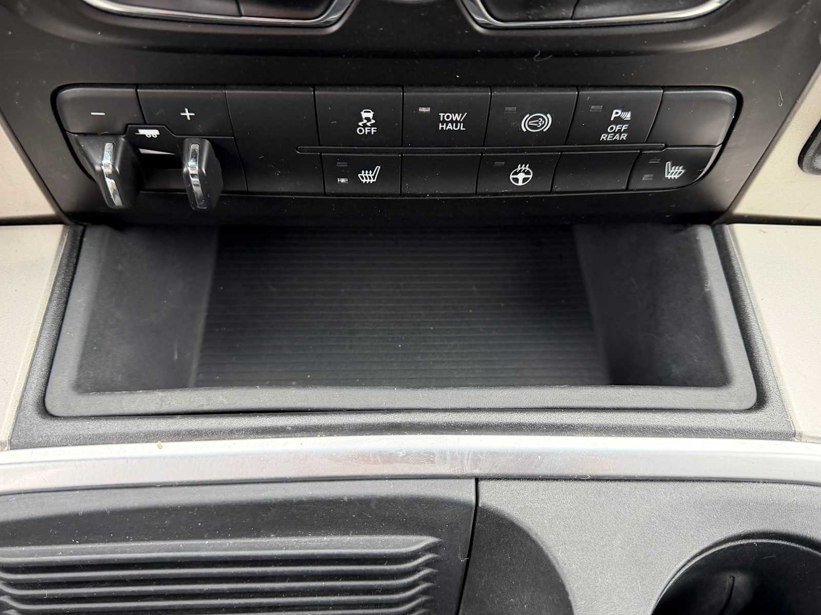 Thumbnail: 2016 RAM 3500 - 17