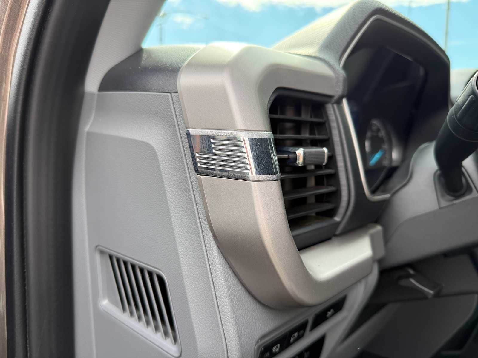 Thumbnail: 2023 Ford F-150 - 11