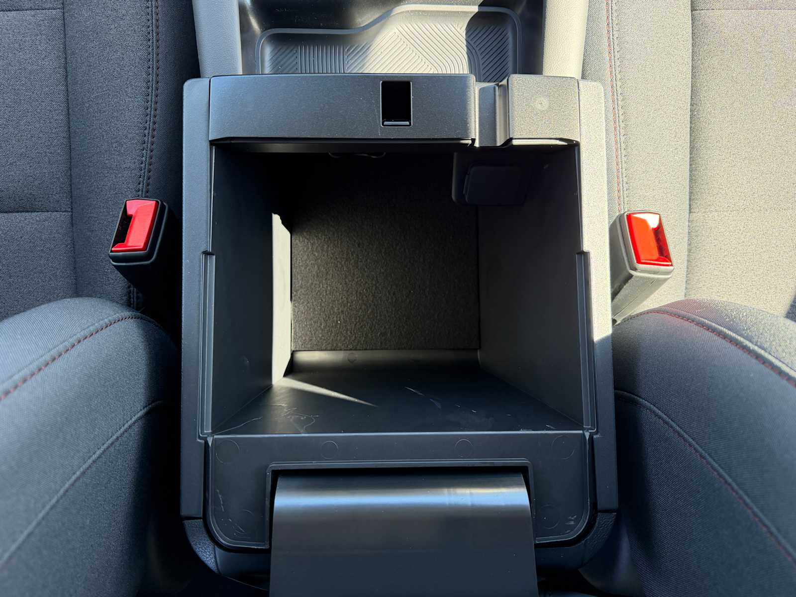 Thumbnail: 2026 Ford Explorer - 21