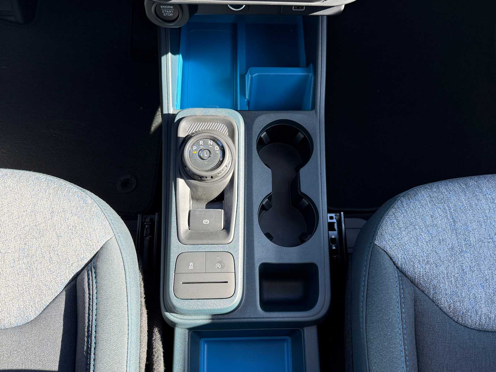 Thumbnail: 2025 Ford Maverick - 19