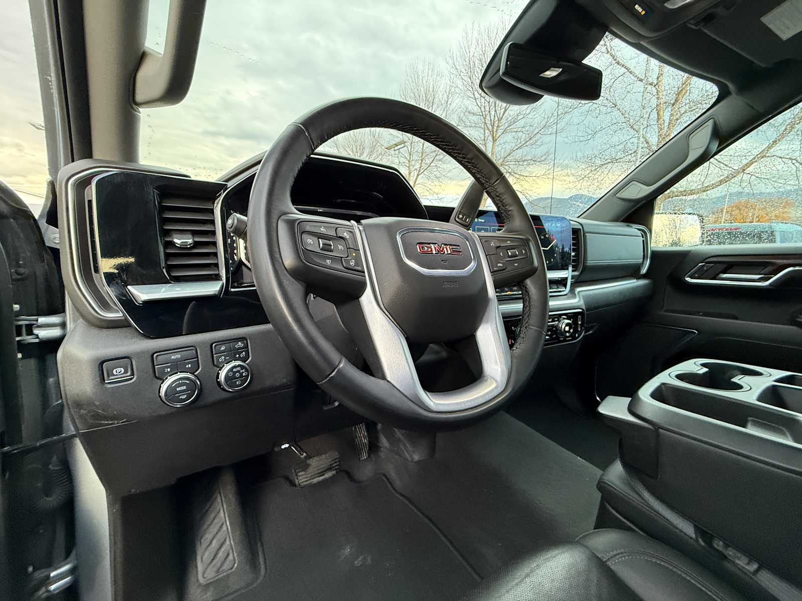 Thumbnail: 2024 GMC Sierra 1500 - 14