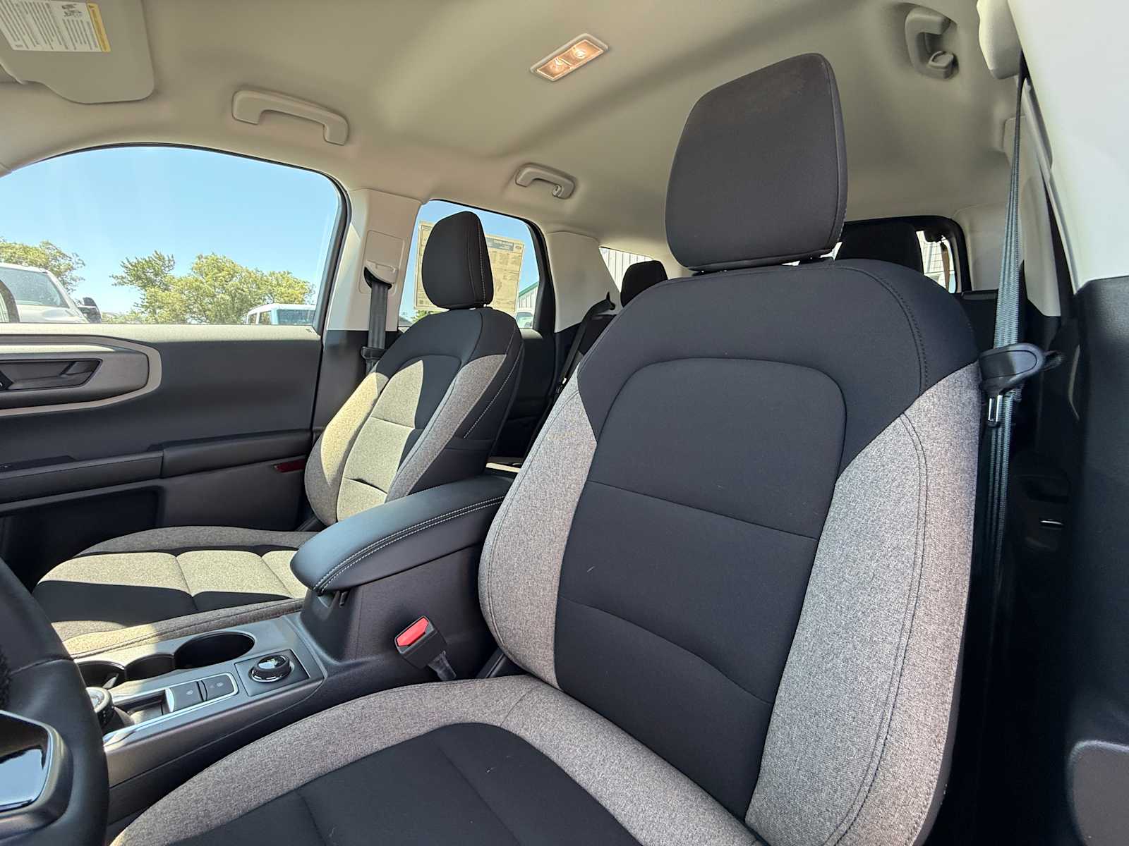 Thumbnail: 2025 Ford Bronco Sport - 12