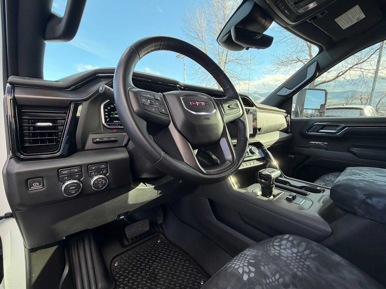 Thumbnail: 2023 GMC Sierra 1500 - 14