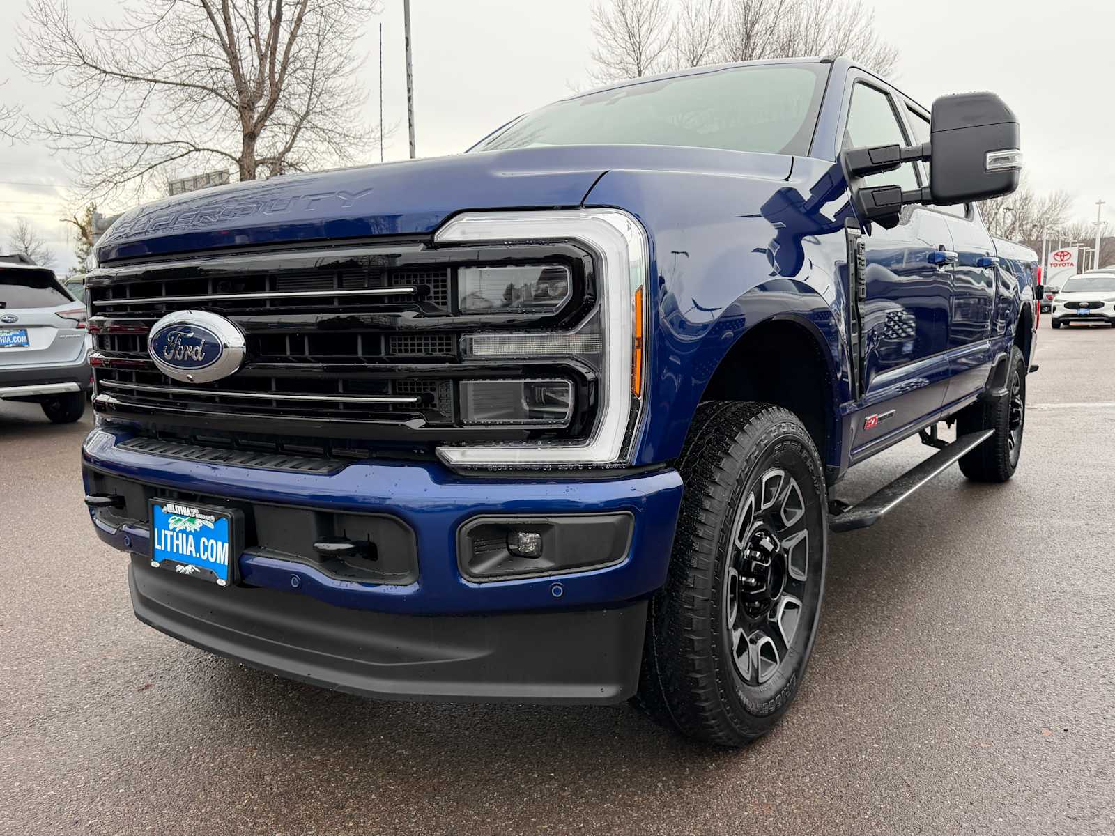 2026 Ford F-350 Super Duty Platinum's photo