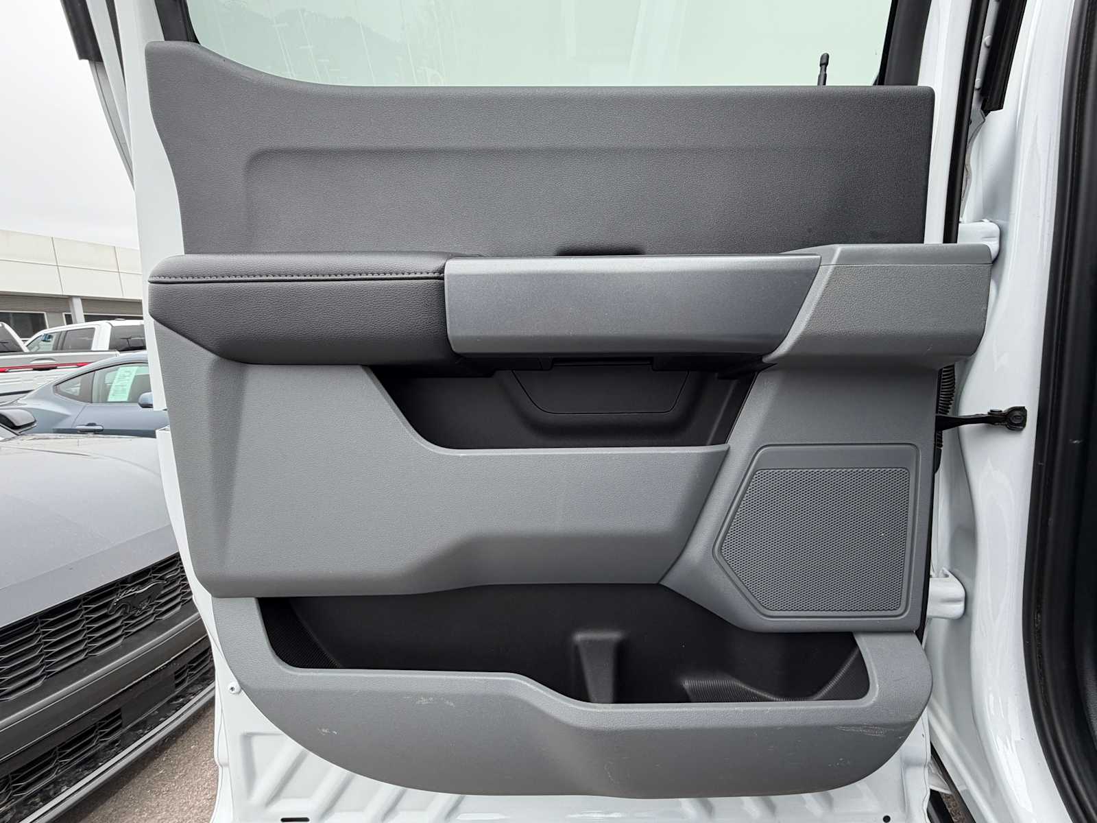 Thumbnail: 2024 Ford Econoline - 25