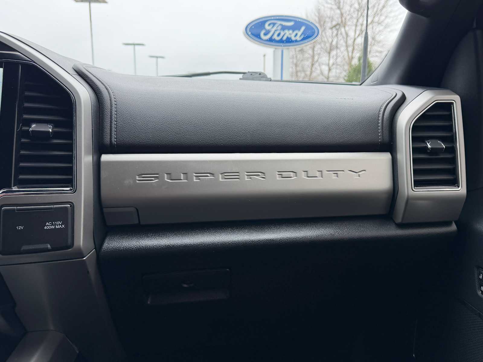 Thumbnail: 2022 Ford Econoline - 26