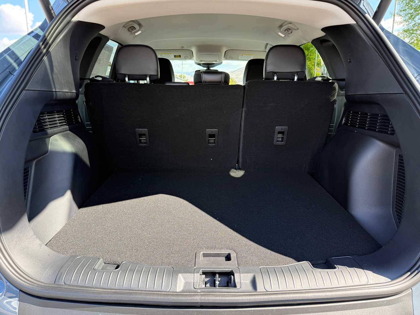 Thumbnail: 2025 Ford Escape - 10