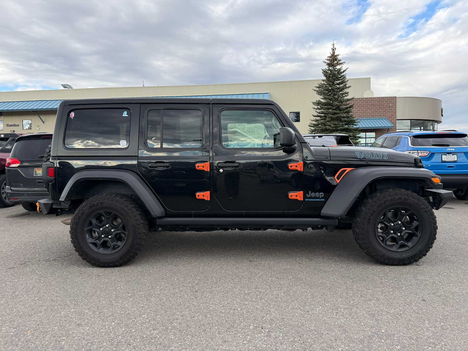 Thumbnail: 2023 Jeep Wrangler - 6